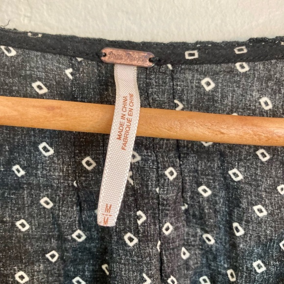 Free People Button Front Peasant
Blouse Black Size (M) - Picture 5 of 7